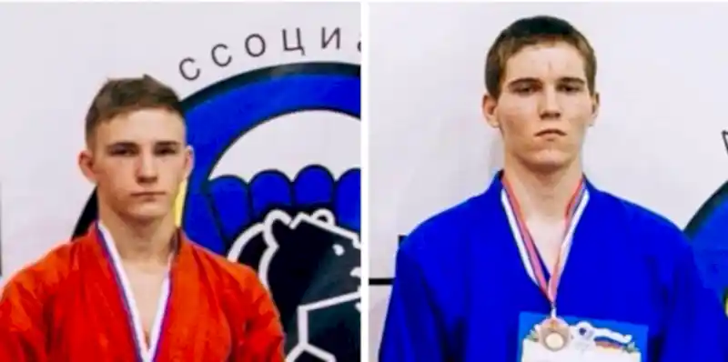 Бойцы клуба Алмаз победители Первенства СПб по универсальному бою 16-18 декабря. Бойцы клуба Алмаз победители Первенства СПб по универсальному бою 16-18 декабря.